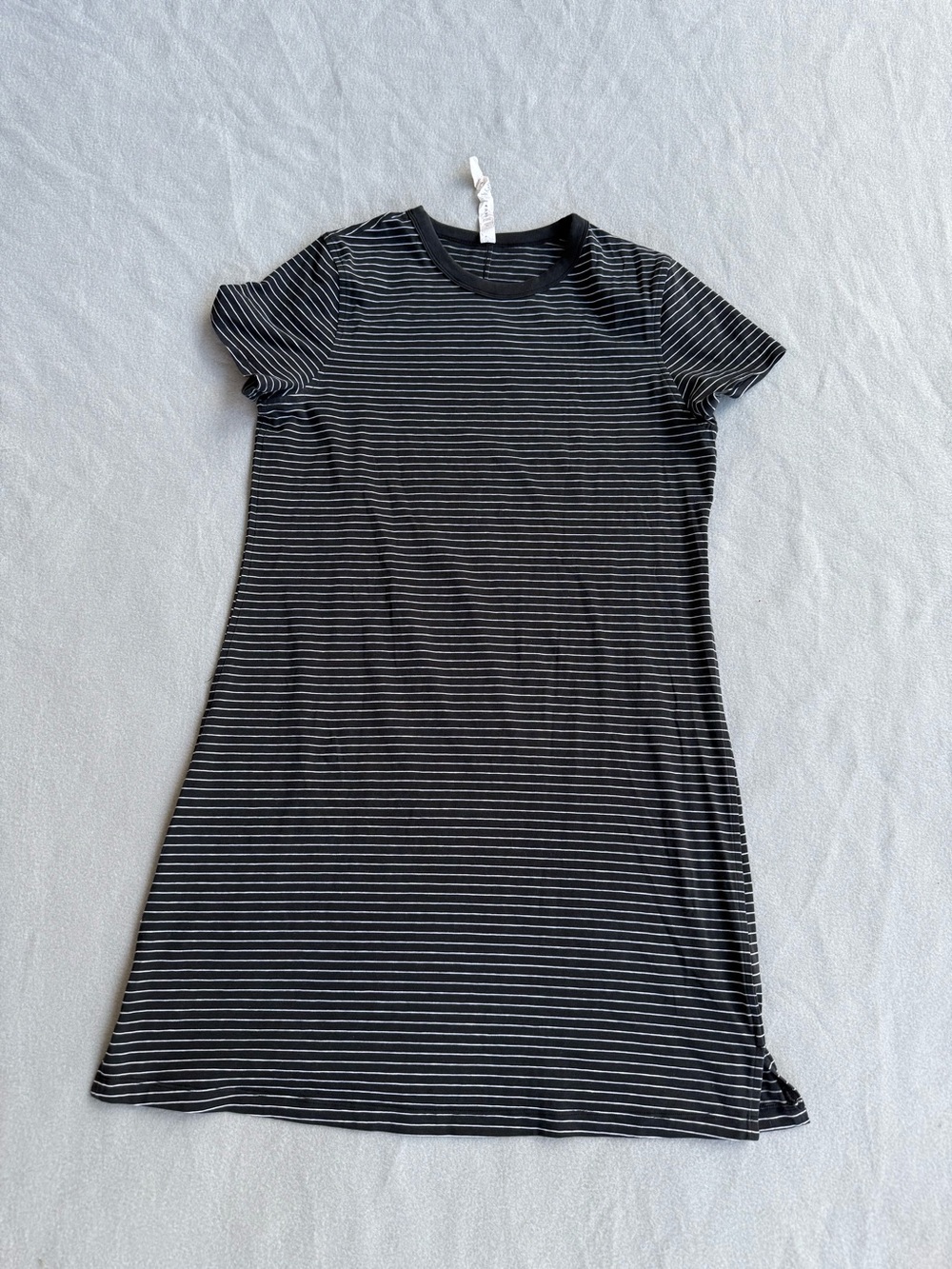 Lululemon Classic-Fit Cotton Blend T-Shirt Short dress Sz 6 Black White Striped